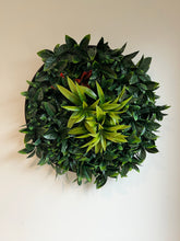 将图片加载到图库查看器,Vertical Garden Disc UV Resistant 60cm | Holly Leaf