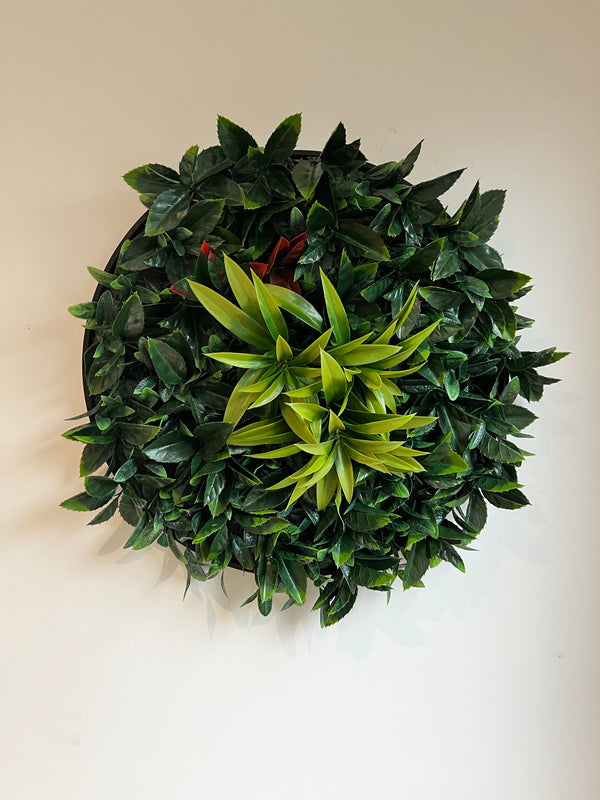 Vertical Garden Disc UV Resistant 60cm | Holly Leaf