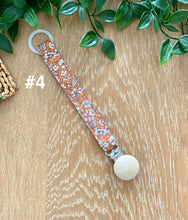 Load image into Gallery viewer, Linen Dummy Clip | 9 Colours
