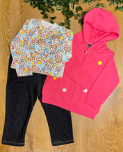 将图片加载到图库查看器，Tracksuit &amp; Onesie Set | Pink &amp; Floral
