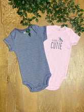 将图片加载到图库查看器，2 Pack Short Sleeve Onesie | Little Cutie
